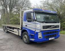 2006 Volvo FM9 340 6x2 Flatbed Truck